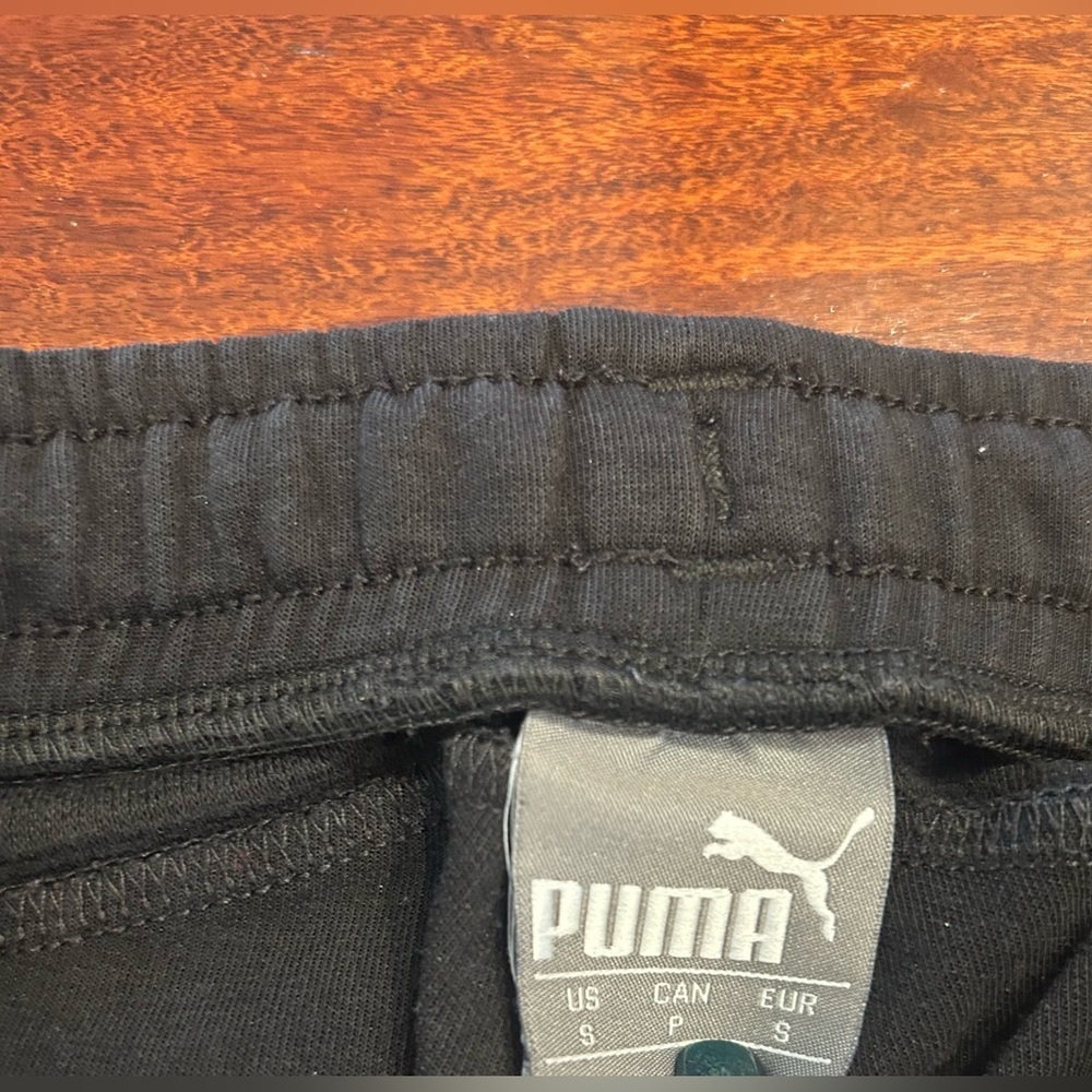 ☀️Puma Jogger Black Sweatpants in Size Small (U.S S) - Picture 4 of 8